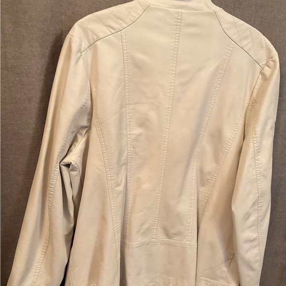 Longer length vegan leather jacket - Picture 2 of 4